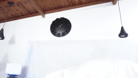 Snapshot of bigzehuz chatting on 21, 2, 2025 andres online show from 21, 2, 2025