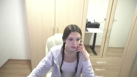 billy1love online show from 9, 4, 2026