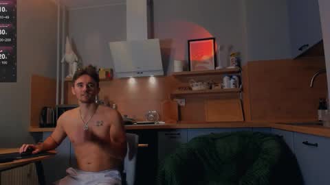 Snapshot of billy_full chatting on 19, 10, 2025 Billy and Lisahelp us to reach 100 likes online show from 19, 10, 2025