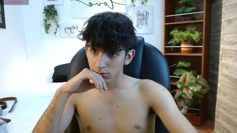 Snapshot of billy_wild chatting on 29, 4, 2026 billy wild online show from 29, 4, 2026