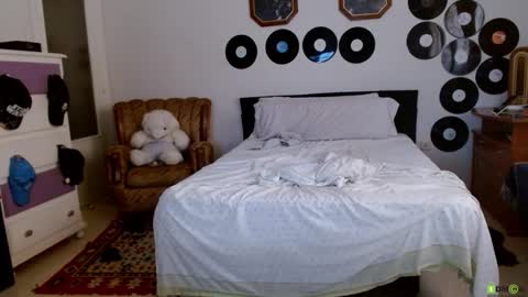 Snapshot of bilmapiedradura chatting on 12, 10, 2025 Bill online show from 12, 10, 2025