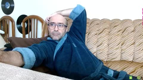 Snapshot of bilmapiedradura chatting on 23, 11, 2025 Bill online show from 23, 11, 2025