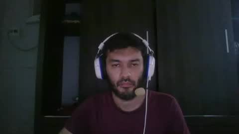 Snapshot of binhodm1 chatting on 5, 1, 2025 binhodm1 online show from 5, 1, 2025