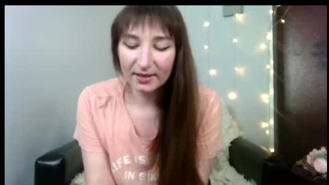 birdie_kiss online show from 2, 4, 2026