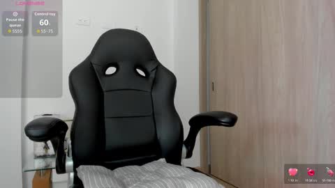 Biscuit oliva online show from 30, 9, 2025