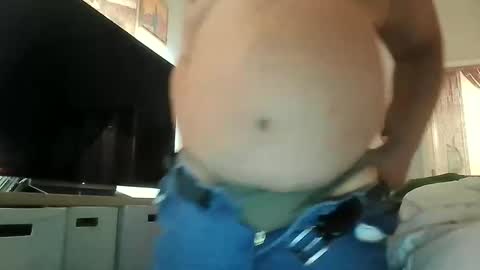 Snapshot of bisfurbear chatting on 5, 2, 2026 bisfurbear online show from 5, 2, 2026