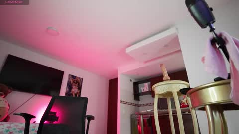 bitchysalome online show from 9, 10, 2025