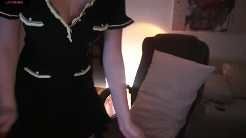 Ann Braslowsky online show from 10, 10, 2025