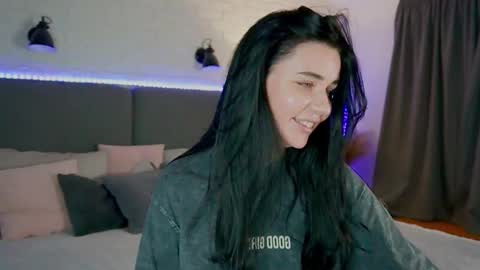 Snapshot of black___barbie chatting on 28, 9, 2025 Black Barbie online show from 28, 9, 2025