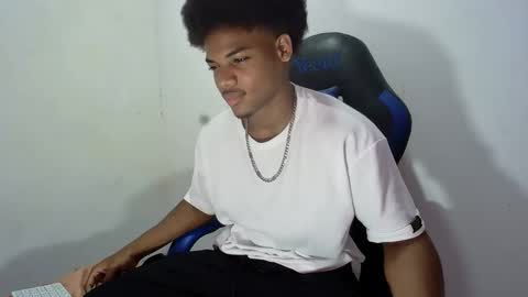 Snapshot of black_dicck chatting on 10, 9, 2025 tu morenito online show from 10, 9, 2025