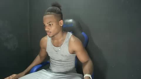 Snapshot of black_dicck chatting on 26, 10, 2025 tu morenito online show from 26, 10, 2025
