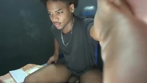 Snapshot of black_dicck chatting on 28, 10, 2025 tu morenito online show from 28, 10, 2025