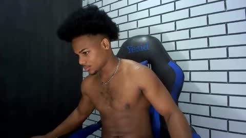 Snapshot of black_dicck chatting on 22, 11, 2025 tu morenito online show from 22, 11, 2025