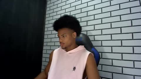 Snapshot of black_dicck chatting on 23, 11, 2025 tu morenito online show from 23, 11, 2025