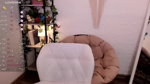 Mon Mon online show from 12, 2, 2025