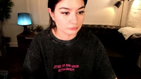 Mon Mon online show from 19, 9, 2025