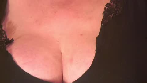 Sarah online show from 27, 2, 2025