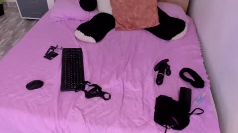 B L A C K  R O S E  online show from 20, 4, 2026