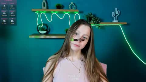 black_sara_ online show from 23, 11, 2025