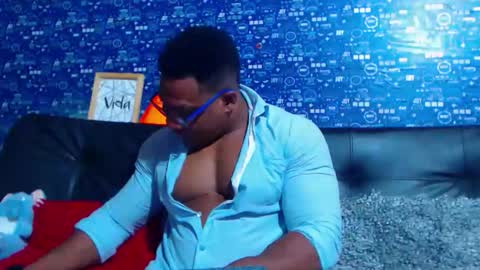 duglas online show from 27, 11, 2025