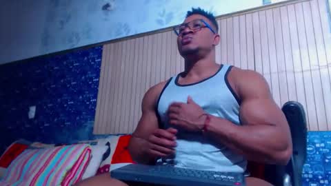 duglas online show from 1, 4, 2026