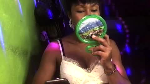 Snapshot of blackasiancockts chatting on 12, 1, 2025 Crystal online show from 12, 1, 2025