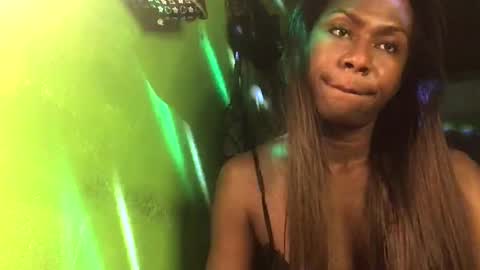 Snapshot of blackasiancockts chatting on 25, 1, 2025 Crystal online show from 25, 1, 2025