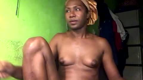 Snapshot of blackasiancockts chatting on 28, 9, 2025 Crystal online show from 28, 9, 2025