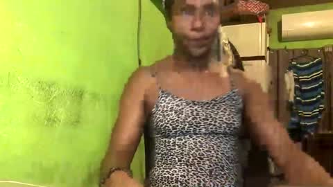 Snapshot of blackasiancockts chatting on 19, 11, 2025 Crystal online show from 19, 11, 2025