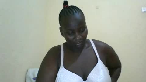 Snapshot of blackbeauty002 chatting on 12, 6, 2026 PACIFICA online show from 12, 6, 2026