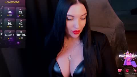 blackberry_star online show from 5, 3, 2025