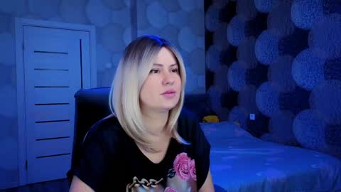 Snapshot of blackeyes11 chatting on 14, 12, 2024 blackeyes11 online show from 14, 12, 2024