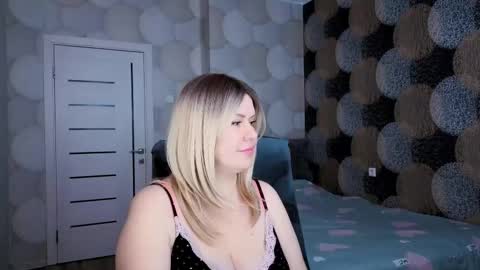 Snapshot of blackeyes11 chatting on 26, 2, 2025 blackeyes11 online show from 26, 2, 2025