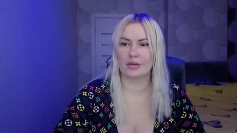 Snapshot of blackeyes11 chatting on 20, 12, 2025 blackeyes11 online show from 20, 12, 2025