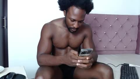 Snapshot of blacknikes chatting on 11, 9, 2025 Twtter 1MikeBeckford Onlyfns beckfordmike online show from 11, 9, 2025