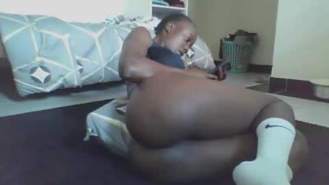 Snapshot of blackprincess25 chatting on 18, 10, 2025 Lorraine online show from 18, 10, 2025