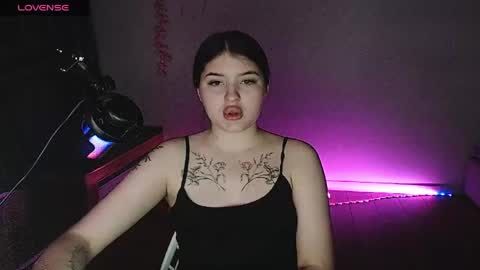 Snapshot of blackroseonee chatting on 2, 6, 2026 blackroseonee online show from 2, 6, 2026