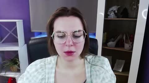 Z O E Y online show from 25, 3, 2026