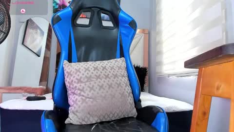 Snapshot of blacksex_boy chatting on 10, 10, 2025 Marlon online show from 10, 10, 2025