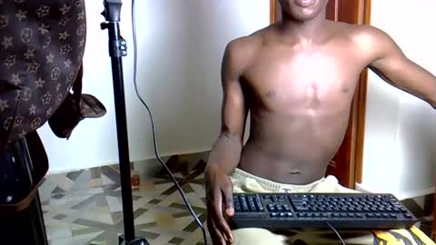 Snapshot of blacktwinkl chatting on 5, 4, 2026 blacktwinkl online show from 5, 4, 2026