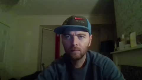 Snapshot of blackvswhite2022 chatting on 5, 1, 2025 blackvswhite2022 online show from 5, 1, 2025