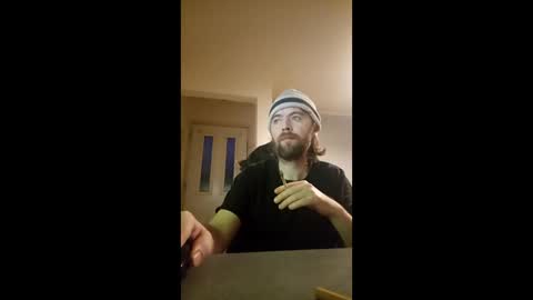 Snapshot of blackvswhite2022 chatting on 17, 12, 2025 blackvswhite2022 online show from 17, 12, 2025