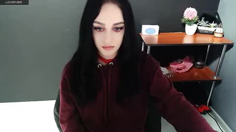 Ivy online show from 8, 12, 2024