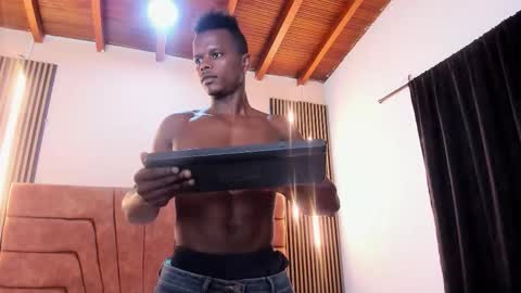 Snapshot of blacky_big1 chatting on 1, 12, 2025 blacky online show from 1, 12, 2025