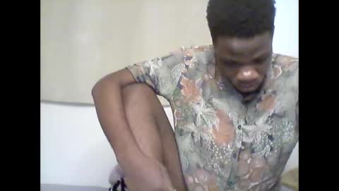 Snapshot of blackzilian_ chatting on 12, 9, 2025 HASSAN online show from 12, 9, 2025