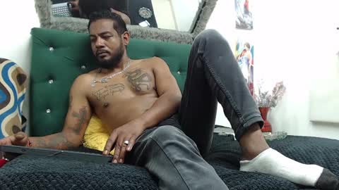 Snapshot of blade_foxx chatting on 24, 1, 2025 Richard online show from 24, 1, 2025