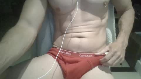 Snapshot of bladin22 chatting on 12, 7, 2026 bladin22 online show from 12, 7, 2026