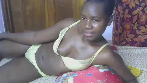 Snapshot of blahkbeauty chatting on 2, 10, 2025 VIVIAN online show from 2, 10, 2025