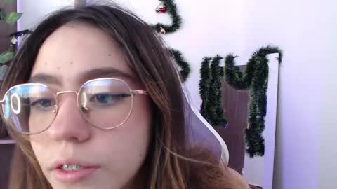   online show from 22, 12, 2024