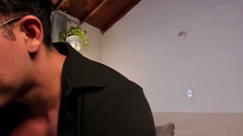 Snapshot of blake_levi chatting on 3, 2, 2025 Blake Levi Independent Model online show from 3, 2, 2025